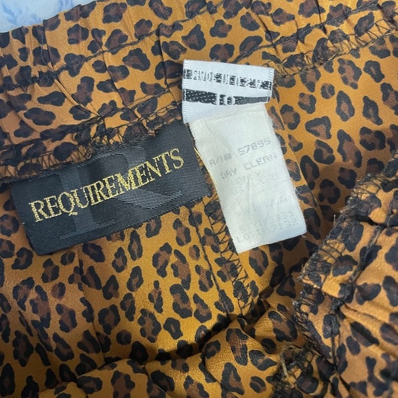 Vintage Leopard Pleated High Waisted Mini Skirt Made in USA Elastic Waist Tan - Picture 5 of 7